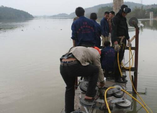 混凝土橋墩切割